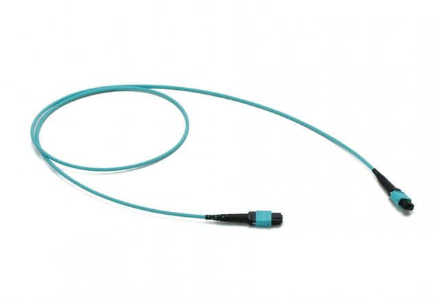 MTP Elite MPO patchkabel 12 Fiber OM3