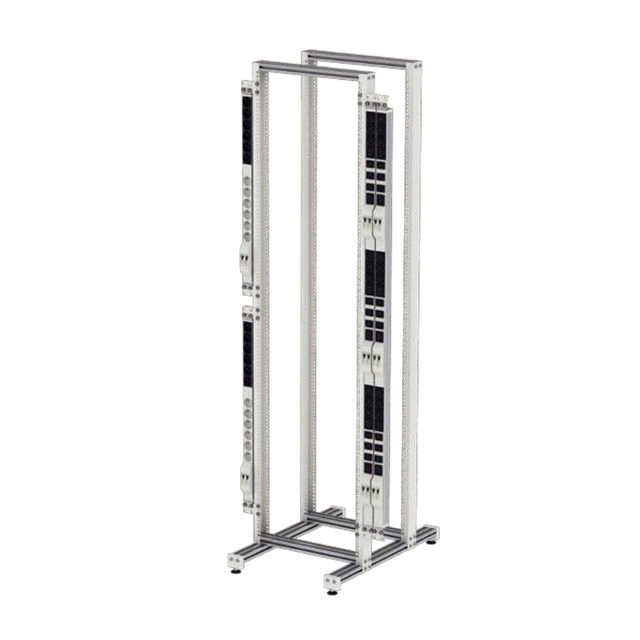 SRD 19" öppet rackstativ med PDU:er vertikalt monterade på sidorna. F-rack Systems