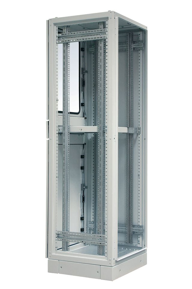 SZE2 PC 33U B600xD600mm IP54 med glasruta och nedre solid dörr. F-rack Systems AB