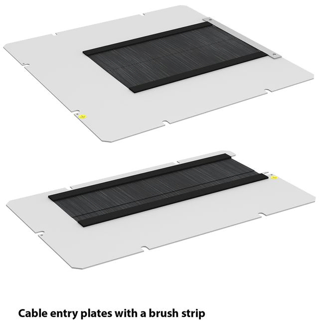 Täckplåt för SZB IT rackskåp med kabelingång. F-rack Systems AB