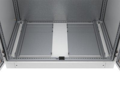 SZE3 Golvskåp IP 55
