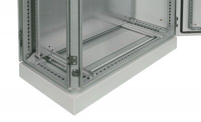 SZE3 Golvskåp IP 55